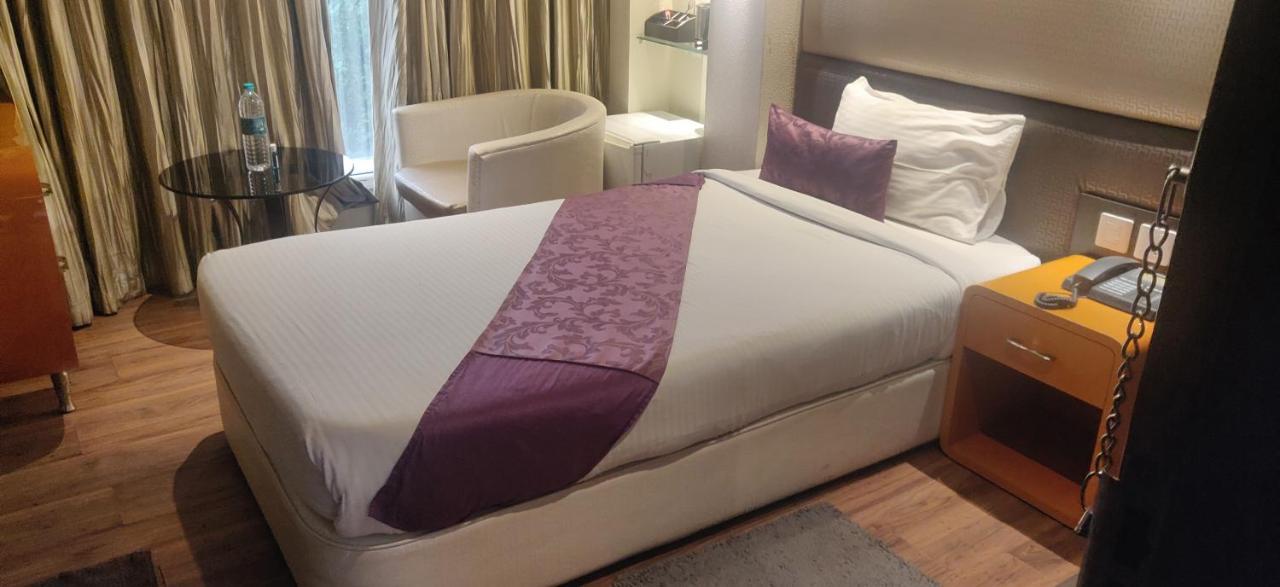 Ritu Ivy Hotel Kolkata Ngoại thất bức ảnh