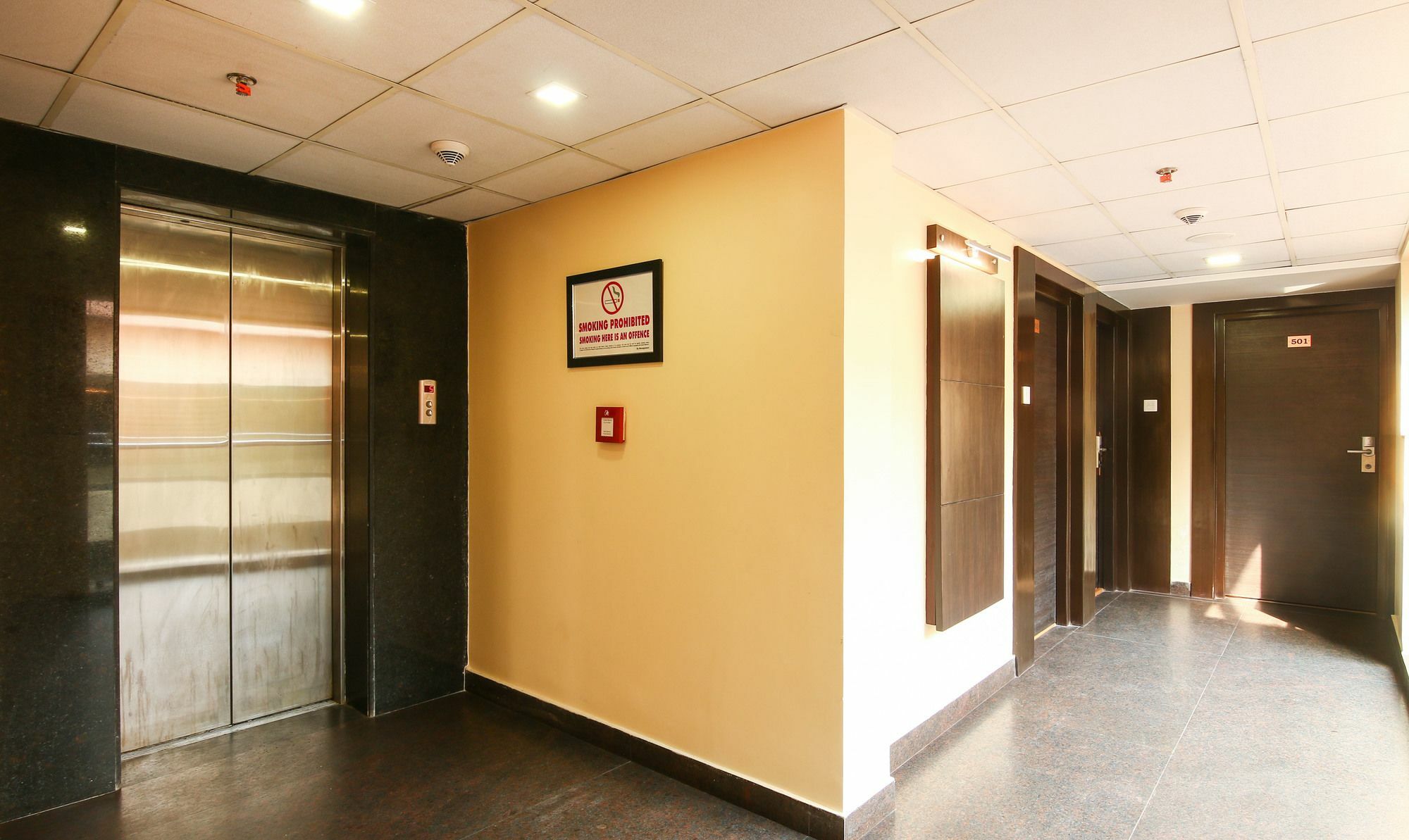 Ritu Ivy Hotel Kolkata Ngoại thất bức ảnh