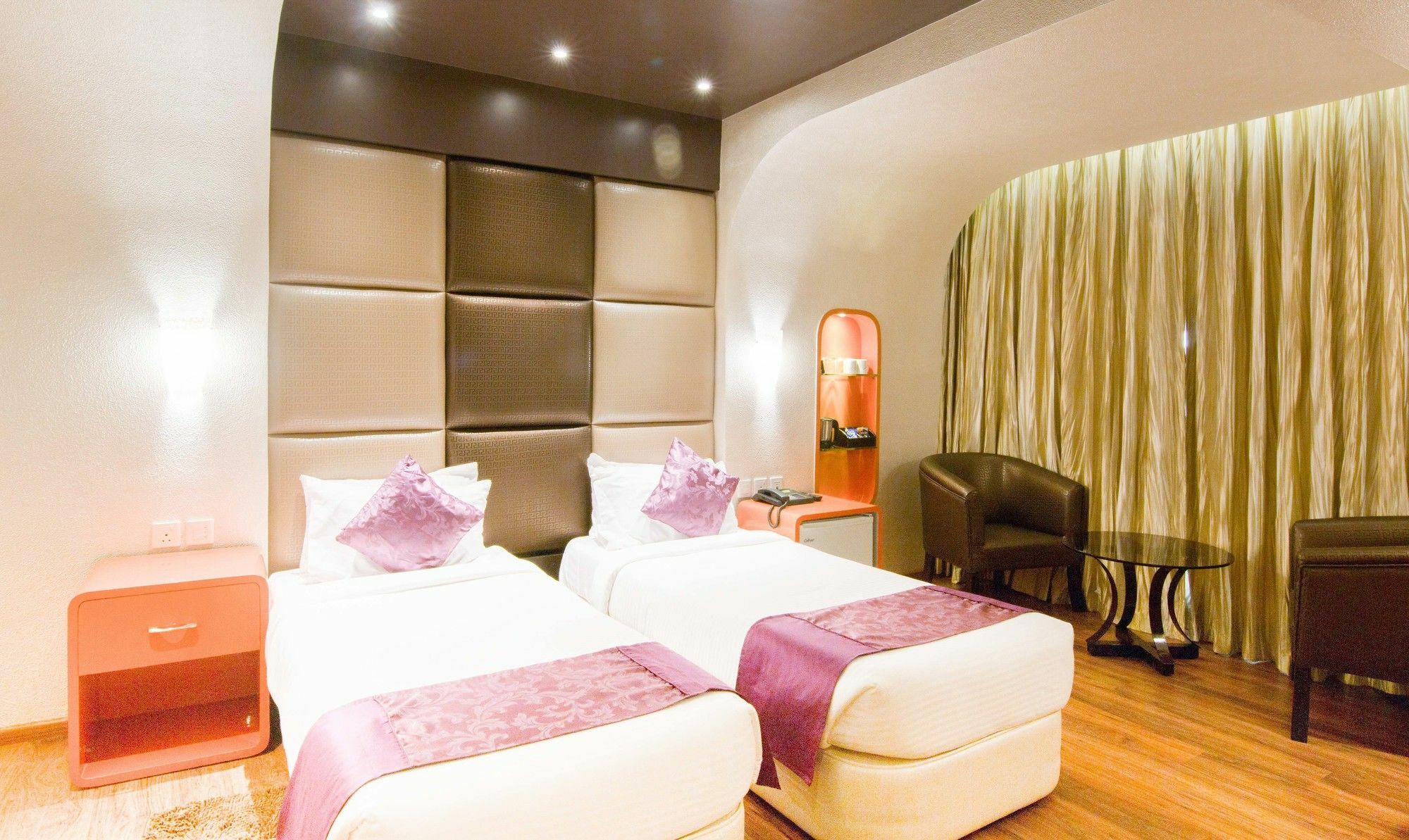 Ritu Ivy Hotel Kolkata Ngoại thất bức ảnh