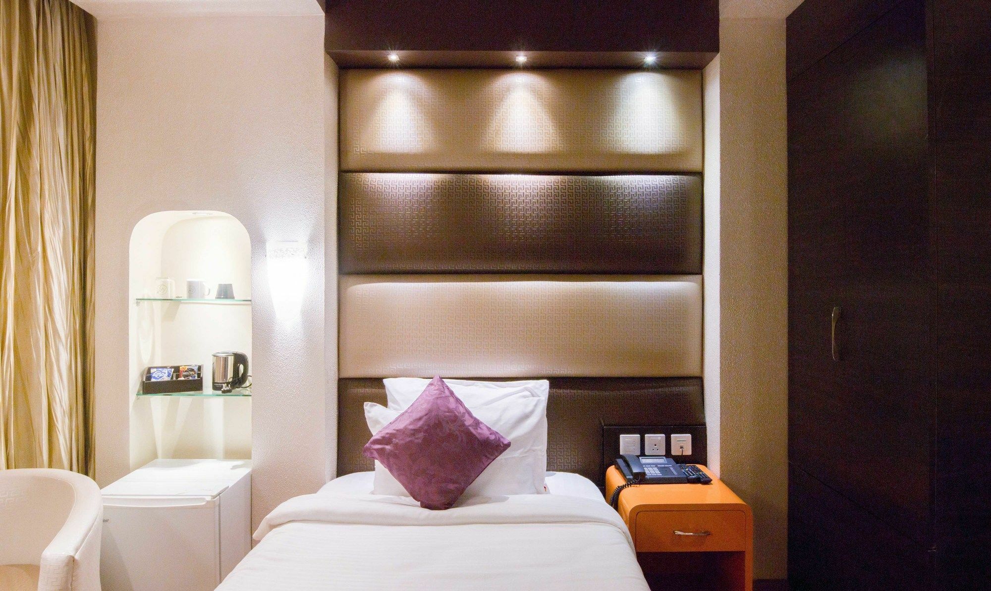 Ritu Ivy Hotel Kolkata Ngoại thất bức ảnh