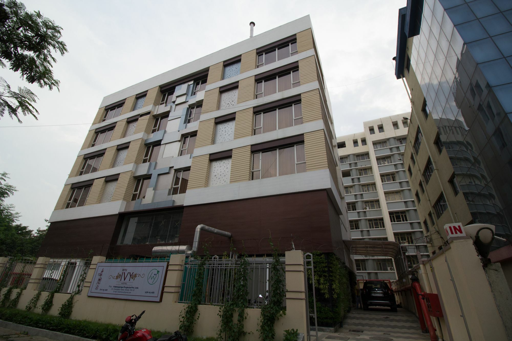 Ritu Ivy Hotel Kolkata Ngoại thất bức ảnh